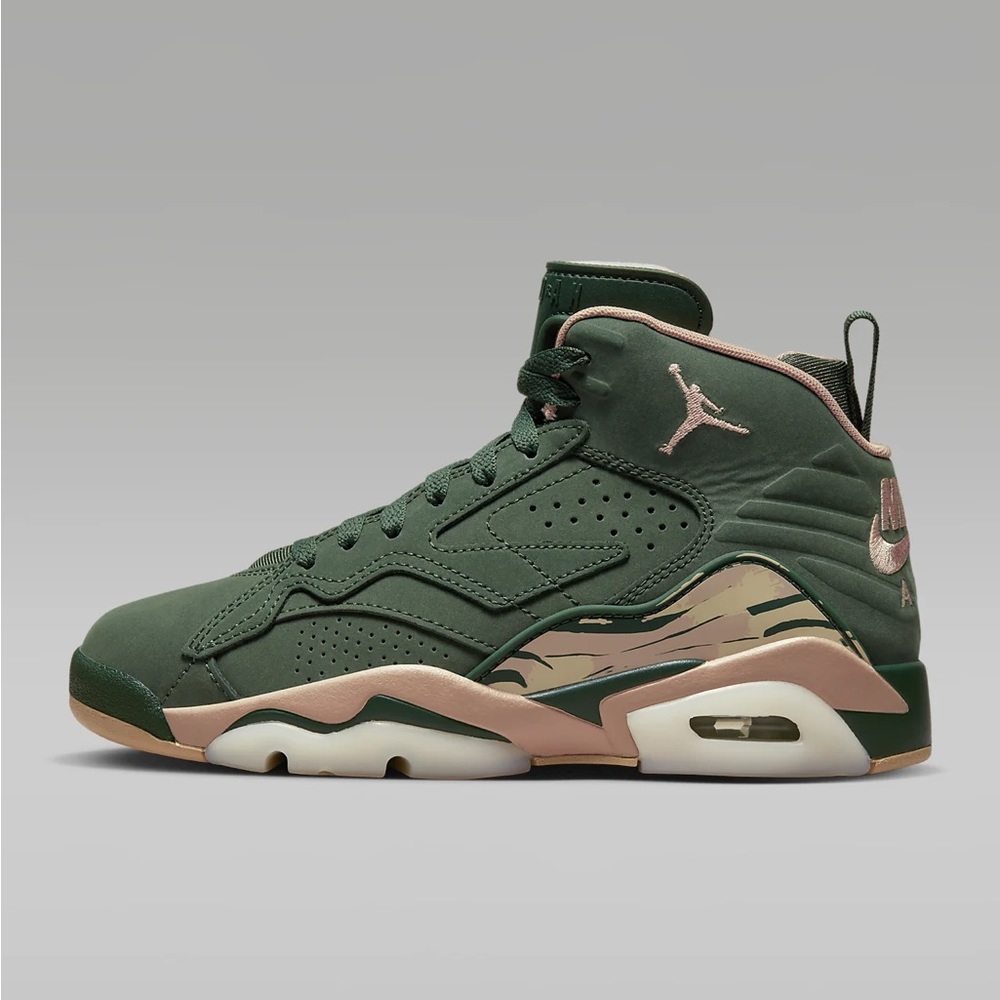 Nike Jordan Jumpman MVP in Galactic Jade/Sail/Team Gold/Desert sz 9